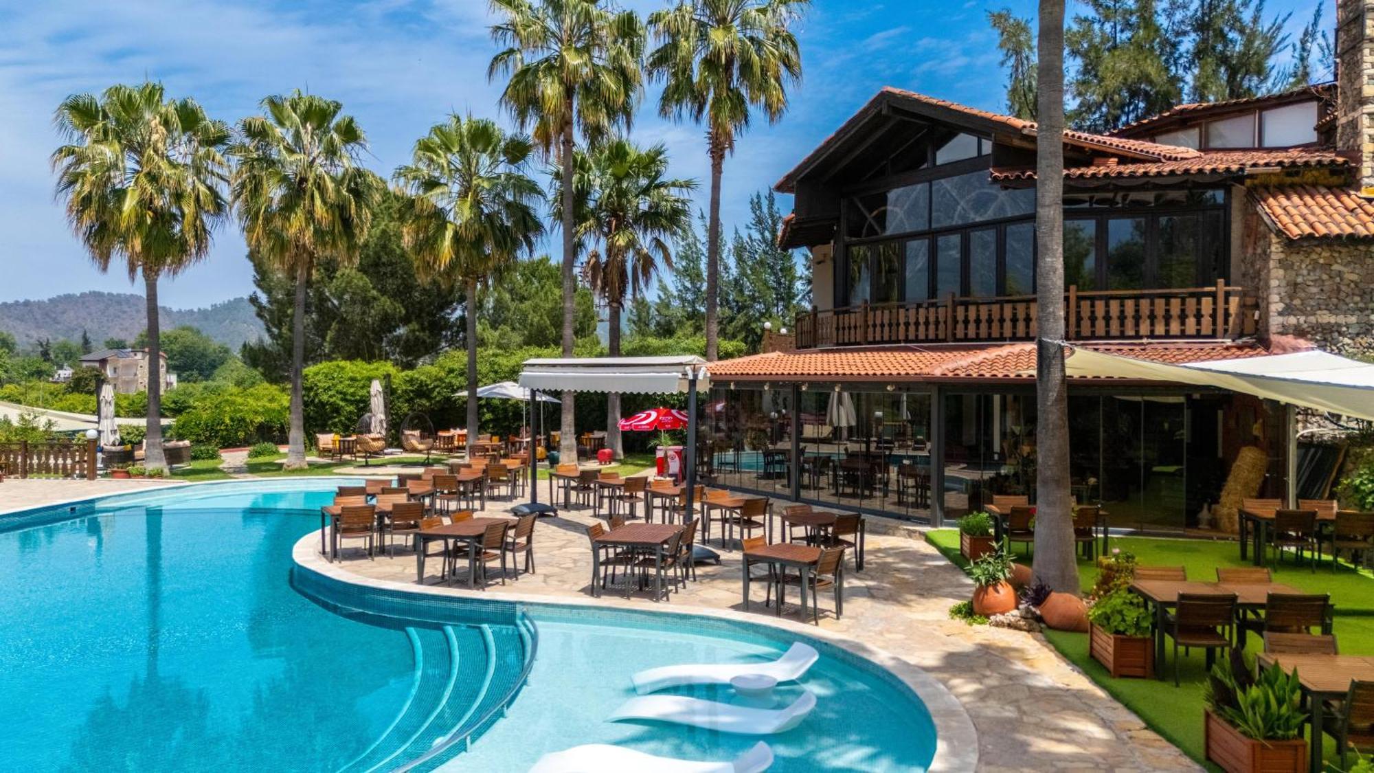Berke Ranch&nature 3*